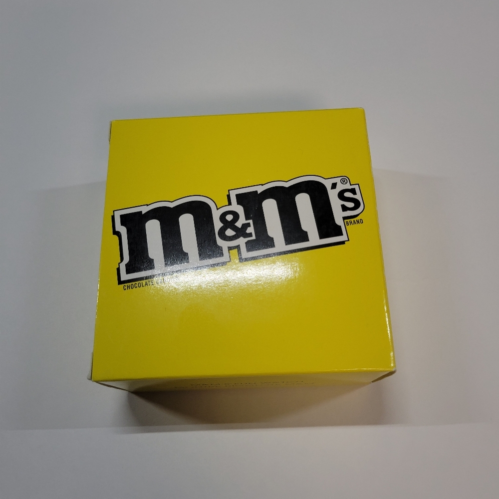 NIB M&M'S Yellow Watch⌚ - Picture 4 of 10